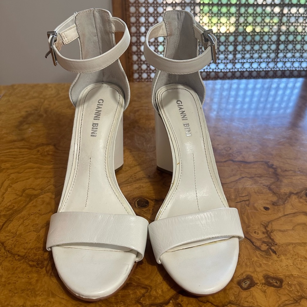 Gianni Bini White Ankle Strap Block Heels - size 6